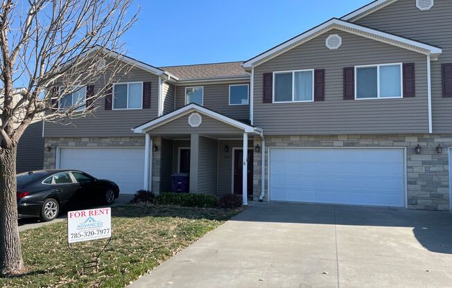 West Side Townhome - Close to Ft. Riley - AVAILABLE JULY 1