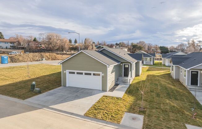 9th Ave Villas