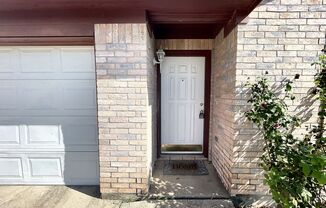 2 beds, 2 baths, $1,595