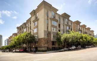 Downtown San Diego Urban Oasis – Available Now!