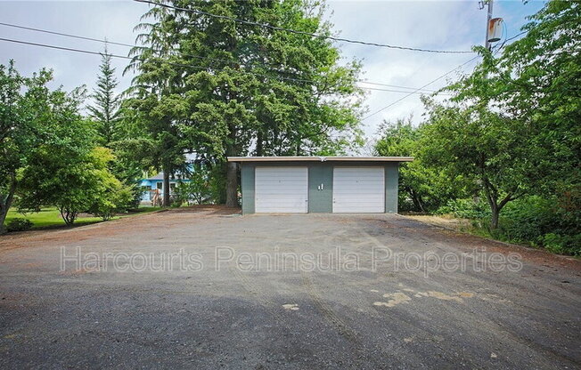 2 WEBSTER PL