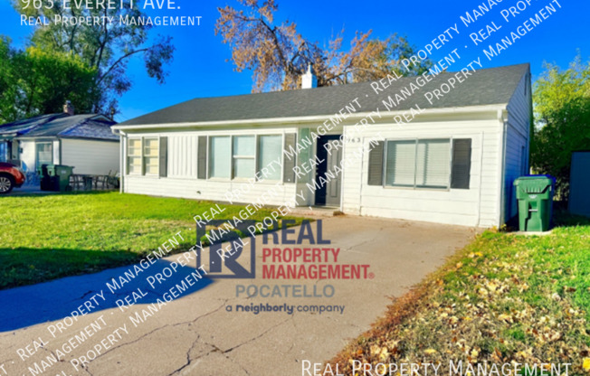 963 EVERETT AVE