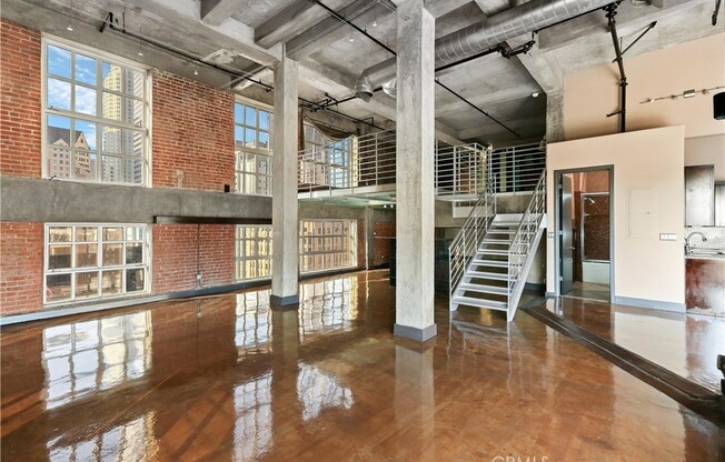 3 beds, 3 baths, 3,700 sqft, $6,990, Unit 1204
