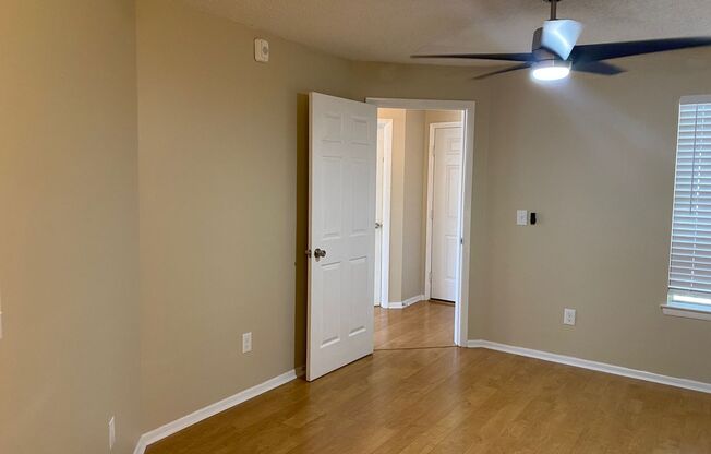 2 beds, 2 baths, $1,675