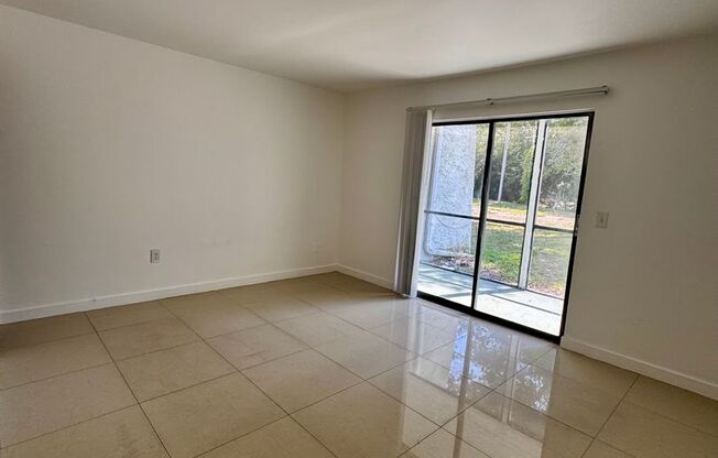 3 beds, 2 baths, 1,205 sqft, $2,075, Unit 003