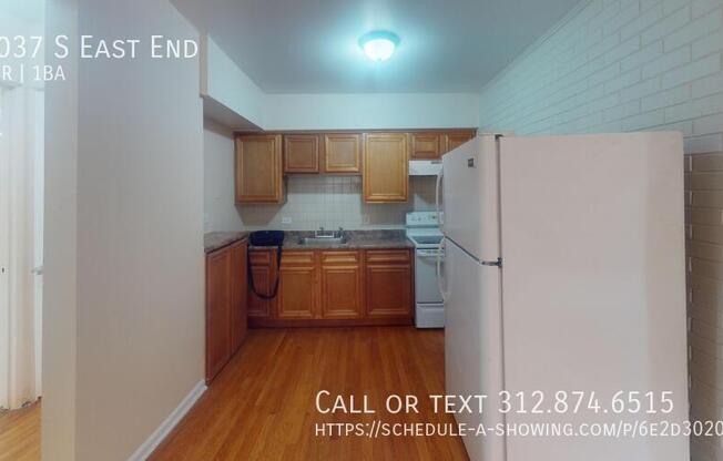 7037 S E END