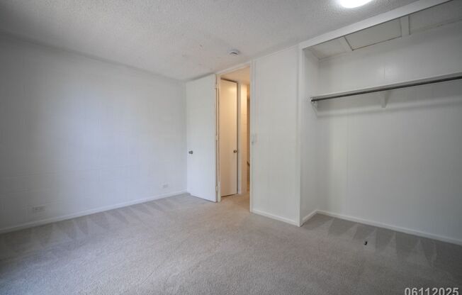 (2bd / 1ba / 1 parking Condo in Makakilo Gardens 2, Kapolei)