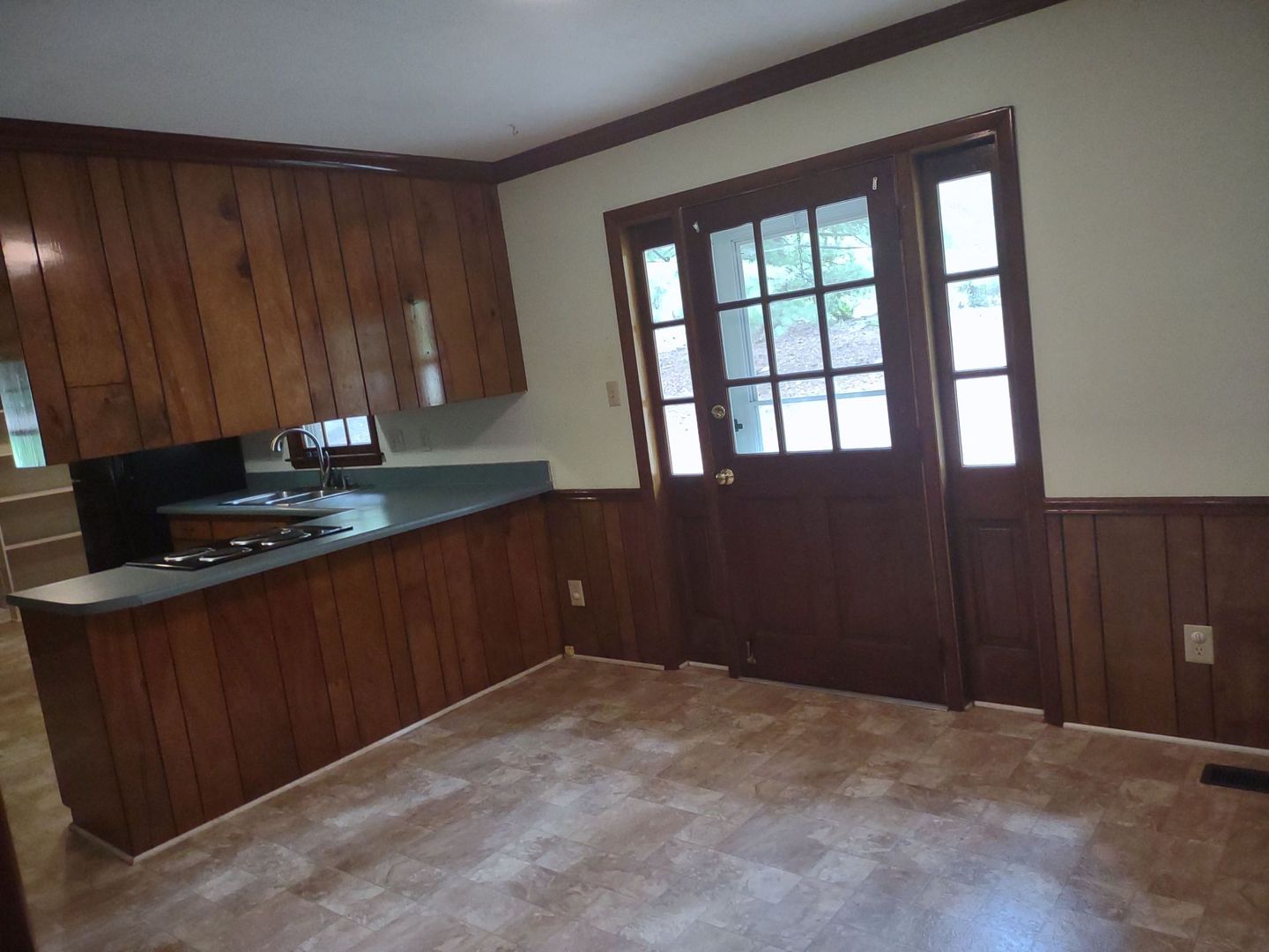 Comfort & Convenience: This Beautiful Home Has It All!