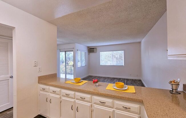 1 bed, 1 bath, 650 sqft, $1,845, Unit 093