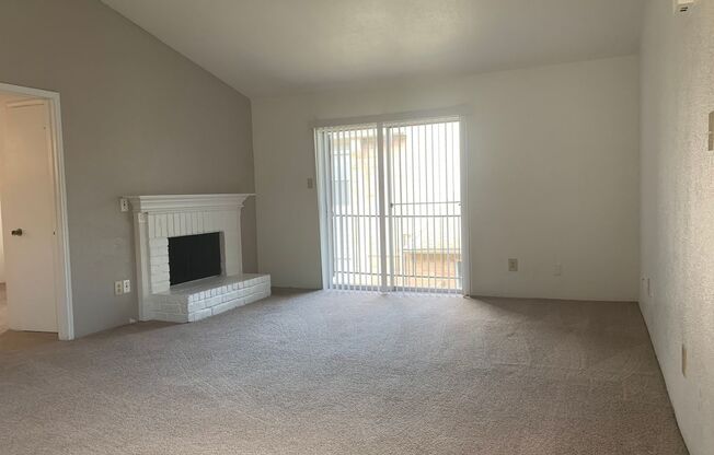 2 beds, 2 baths, 1,003 sqft, $1,050, Unit 1802