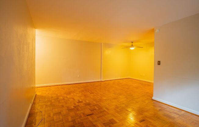 Lovely 2 BR/1 BA Condo in Glover Park!