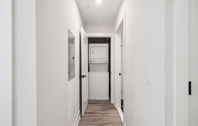 1 bed, 1 bath, 593 sqft, $1,595, Unit C07