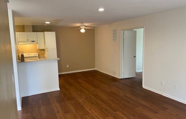 1 bed, 1 bath, 716 sqft, $2,150, Unit F010