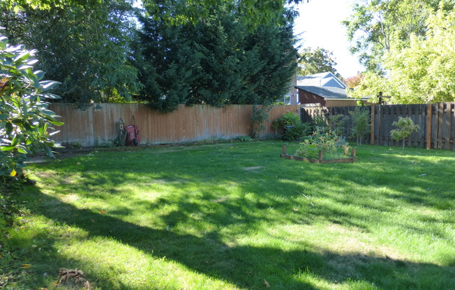 Great Home in SE Portland for Lease !! Pet Friendly
