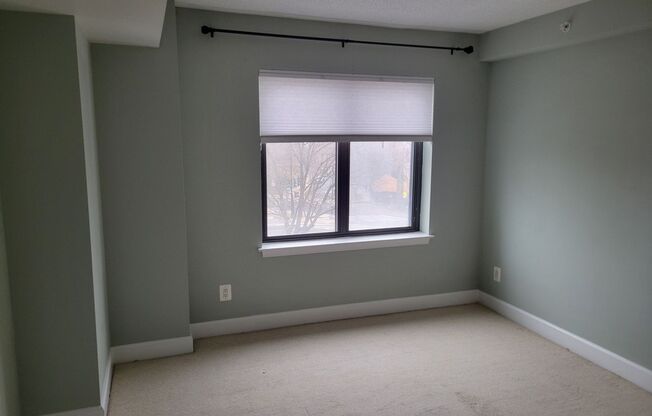 2 beds, 2 baths, $3,200, Unit (#521)