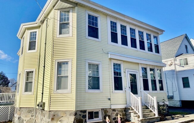 40 HOWIE ST