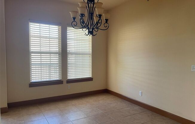 2 beds, 2.5 baths, $2,900, Unit # 401