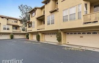 523 W Summerfield Cir