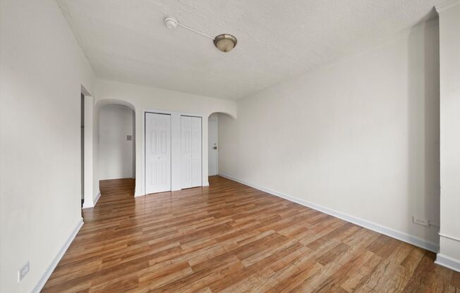 1 bed, 1 bath, 536 sqft, $1,395, Unit 302