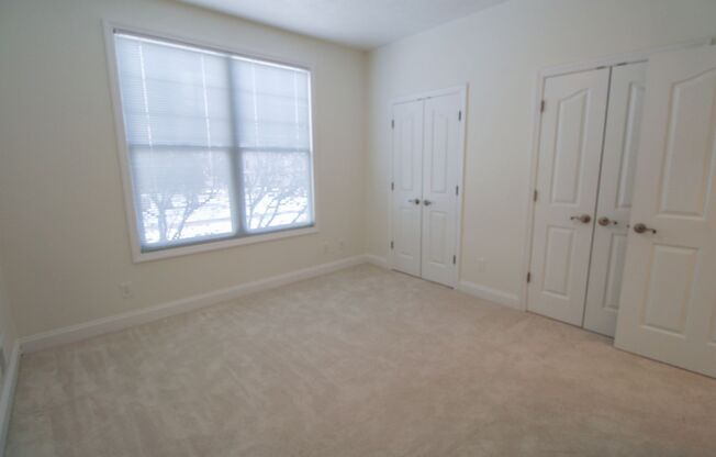 2 beds, 2 baths, 1,450 sqft, $1,950, Unit 221-08UP