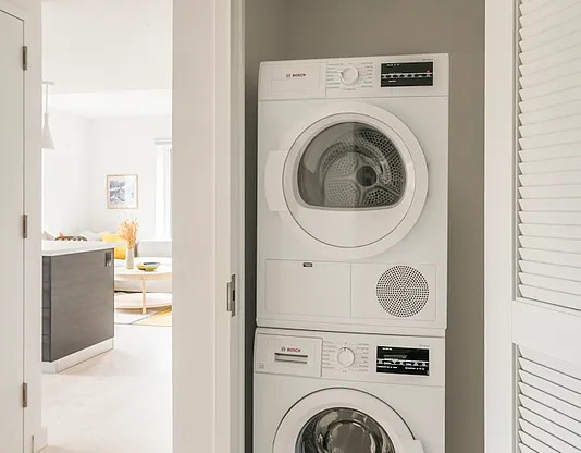 1 bed, 1 bath, $2,995, Unit 105D