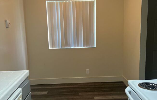 Studio, 1 bath, 430 sqft, $1,125