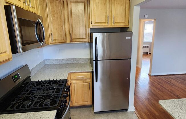 1 bed, 1 bath, 663 sqft, $2,050, Unit D-06