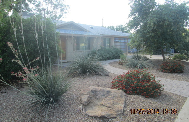 AVAILABLE NOW!! WALKING DISTANCE TO THE NEW TEMPE CLARK COMMUNITY CENTER, POOL, GARDEN