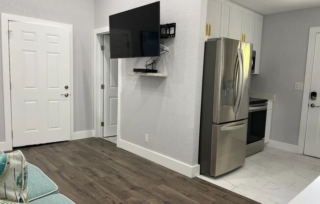 1 bed, 1 bath, 650 sqft, $1,795, Unit 105 A