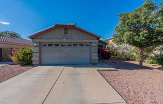 Beautiful 2-Bedroom Home in El Mirage’s Sun Dial Neighborhood