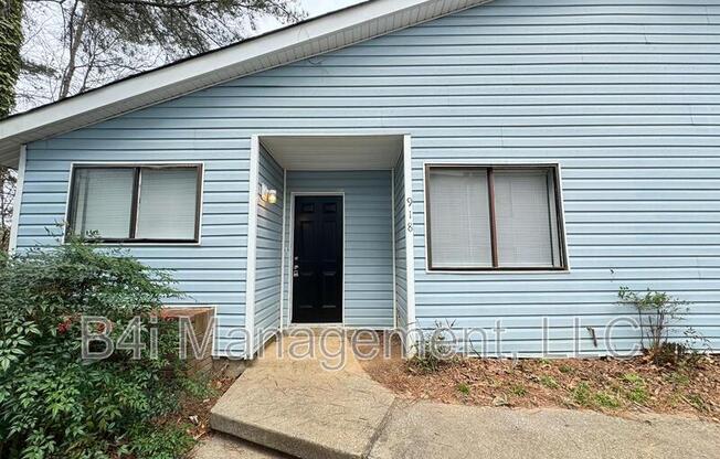 918 LAKEWOOD LN