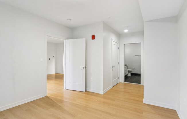 Unfurnished vacant room at Park77 Apartments, Cambridge, Massachusetts, 02138