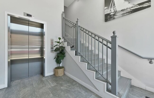 Studio, 1 bath, $1,595, Unit 402