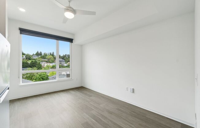 Studio, 1 bath, 286 sqft, $1,280, Unit 211