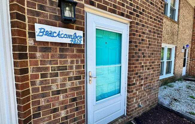Upgraded Condo at Chic's beach!! Updated Kitchen w/Granite & Stainless Steel! Pet Friendly!
