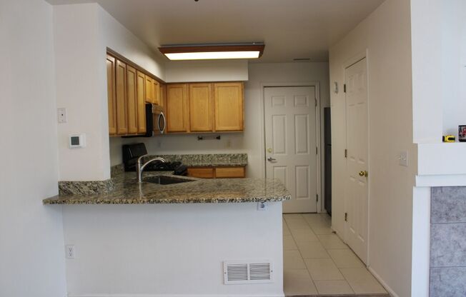 2 Bedroom Townhome with Attached Garage