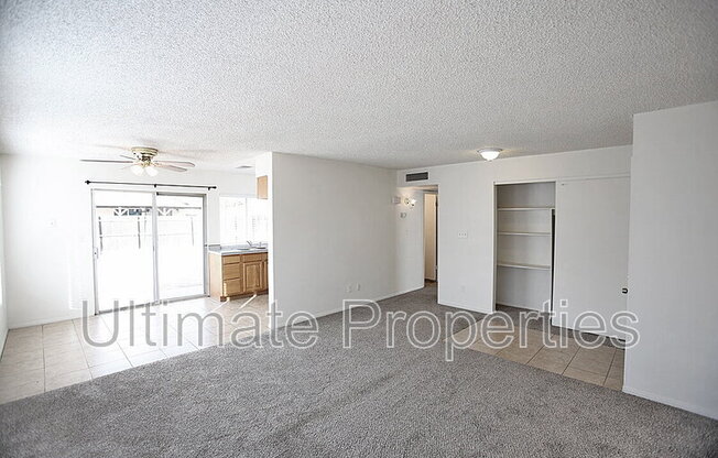5648 W TOWNLEY AVE