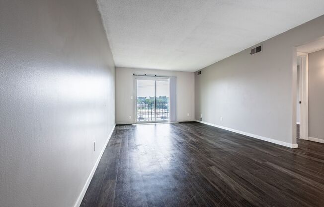 46th Street Apartments