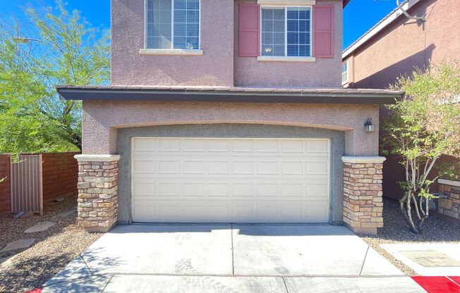 3 Bedroom 2 1/2 Bath Home - Kitchen w/Granite Countertops & Full Appliances