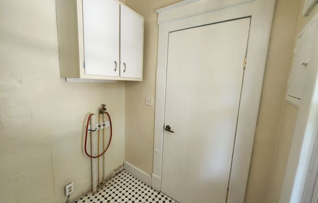 Save $1000 OFF Move-In Costs When You Sign By 05/31 !!