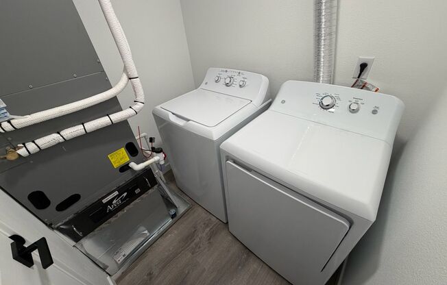 1 bed, 1 bath, 730 sqft, $1,275, Unit 18-25