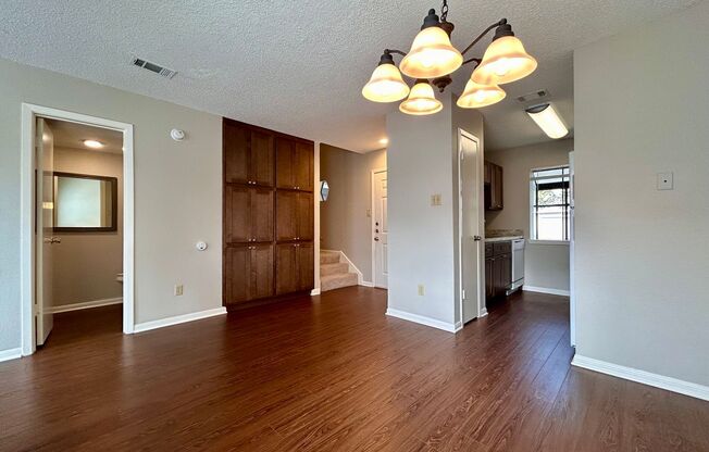 2 beds, 2.5 baths, 1,014 sqft, $1,495, Unit C