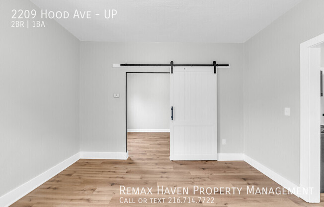 2209 HOOD AVE