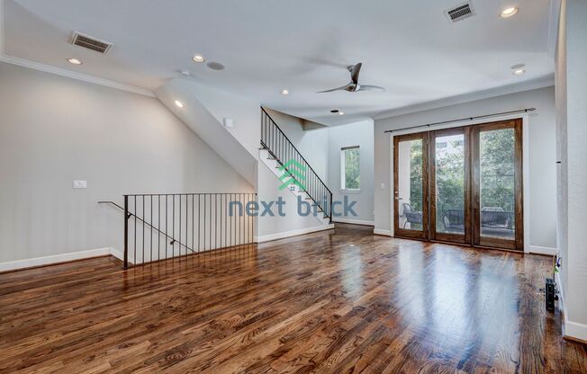 3 BEDS & 3.5 BATH SINGLE FAMILY FOR RENT