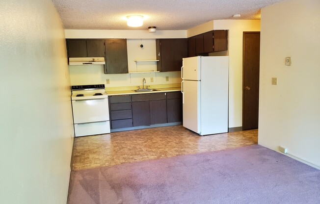 1 bed, 1 bath, 540 sqft, $995, Unit 35