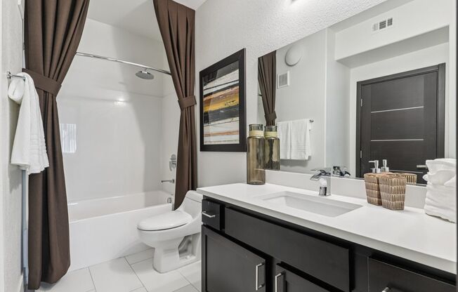 1 bed, 1 bath, 898 sqft, $1,430, Unit 1053