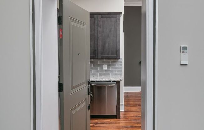 814 Cathedral Street - 9175