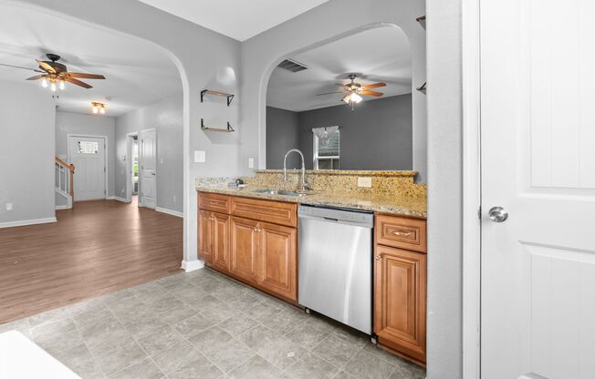 Spacious 4-Bedroom Home with First-Floor Suite in Chesapeake