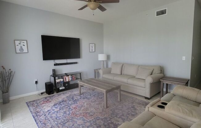 2 beds, 2 baths, $2,750