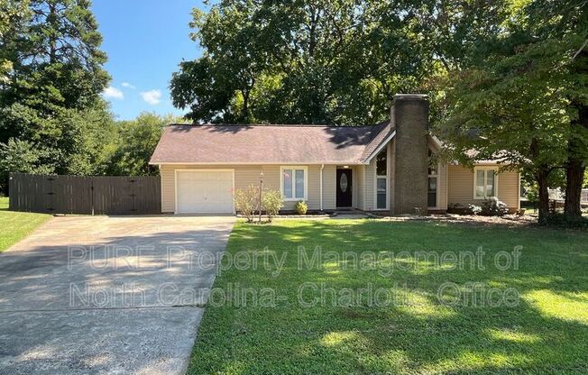 1226 GRACE MDW DR